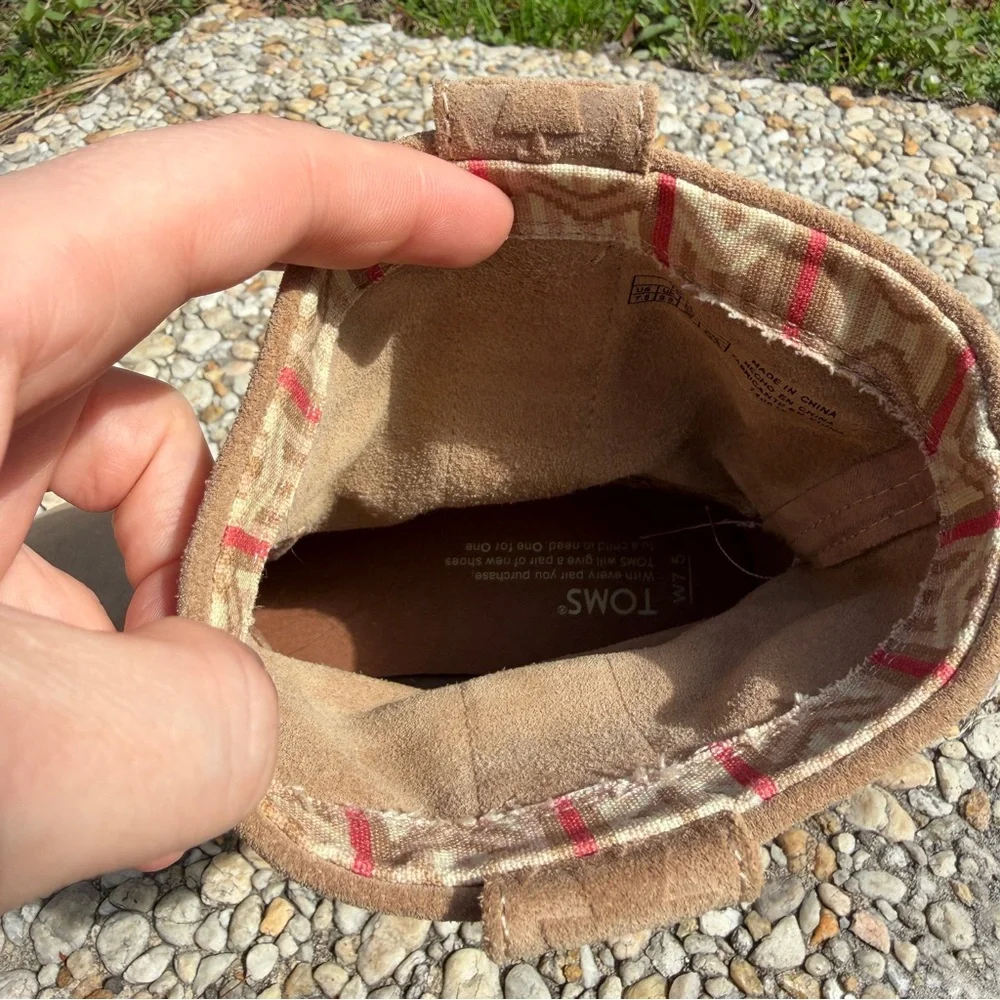 Toms Tan Suede Ankle Booties - Picture 8 of 16